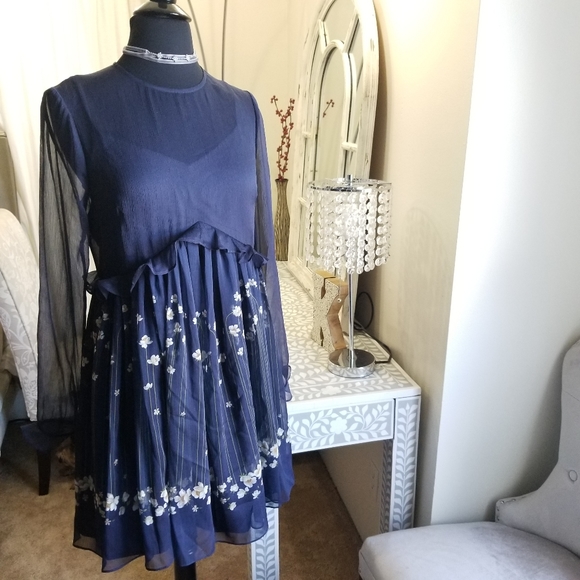 Ted Baker Dresses & Skirts - 🍒NWT🍒 TED BAKER LIGHTWEIGHT AIRY SUMMERY DRESS